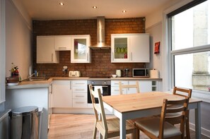 Appartamento, bagno privato | Cucina privata