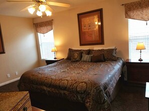 4 camere, Wi-Fi gratuito, lenzuola