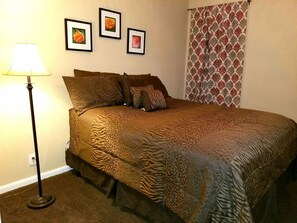 4 bedrooms, free WiFi, bed sheets - San antonio hm near riverwalk seaworld beautiful home (San Antonio)
