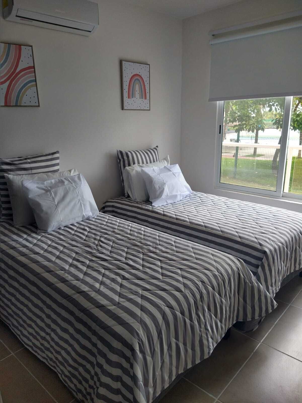 3 多间卧室、熨斗/熨衣板、免费 WiFi、床单