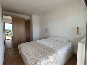 2 bedrooms, desk, iron/ironing board, travel cot