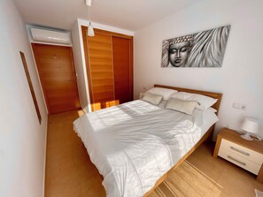 2 bedrooms, WiFi, bed sheets