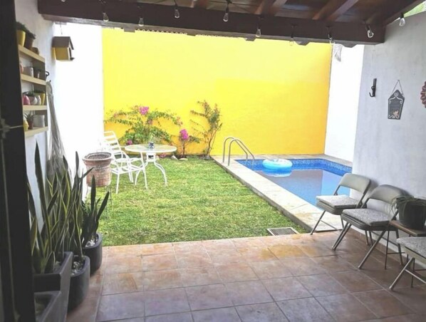 Outdoor pool, a heated pool