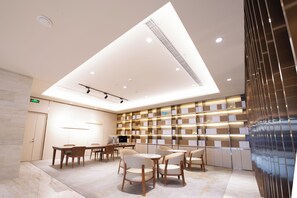 Ảnh chưa phân loại, 3 trong số 30 ảnh, nút