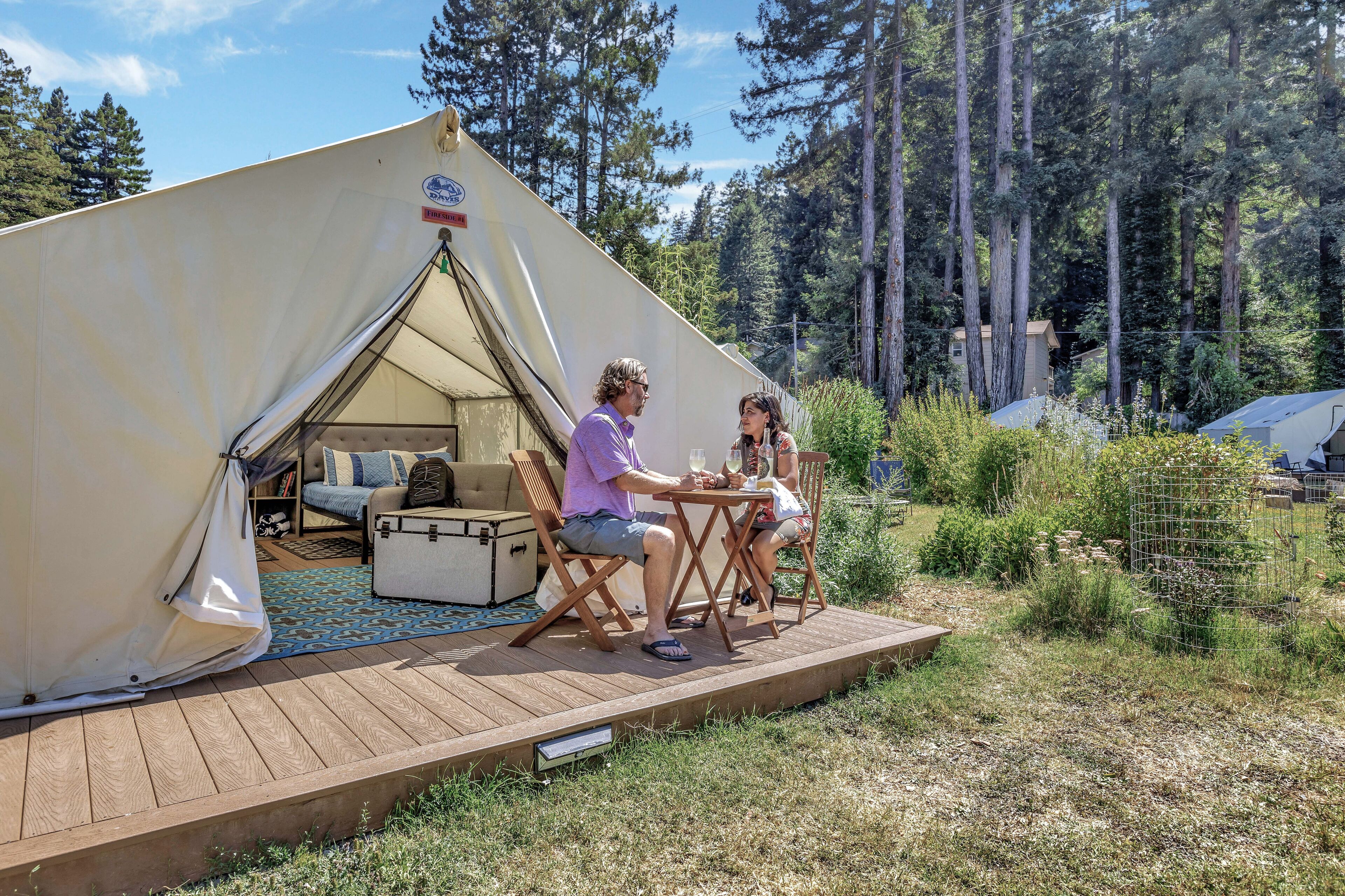 Standard Tent | Free WiFi, bed sheets