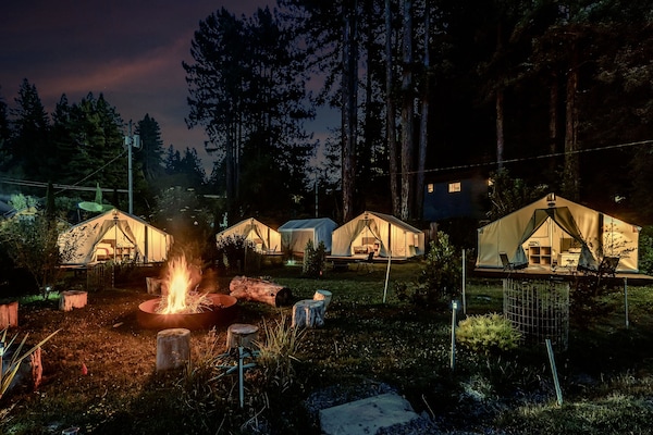 Surrey Resort - California