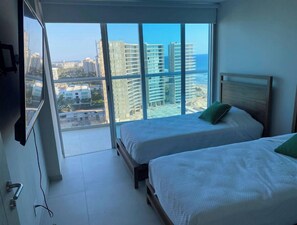 4 bedrooms, WiFi