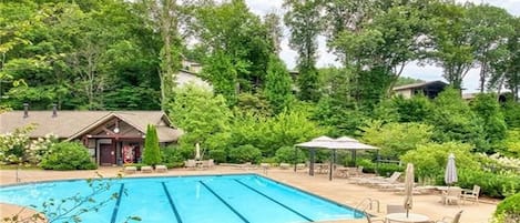 Piscina all'aperto