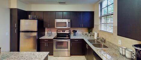 مائدة طعام، منضدة مطبخ