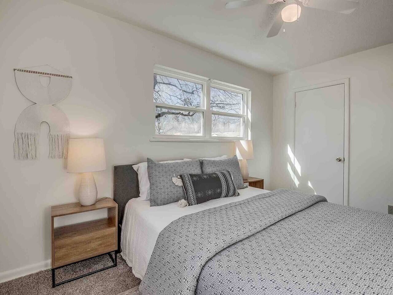 4 habitaciones, tabla de planchar con plancha y wifi gratis 