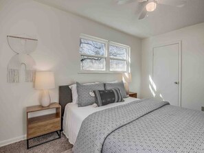 4 habitaciones, tabla de planchar con plancha y wifi gratis 