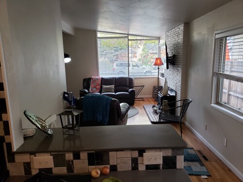 Boise North Mid Century Charmer 3 bed/2 bath