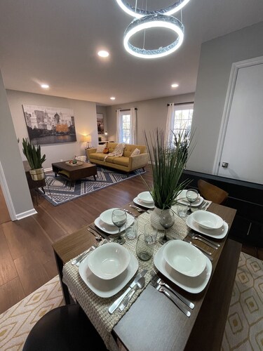 Family & Pet Friendly Home away from home -2 mile/MTSU, 4.5 mile/Sports Complex