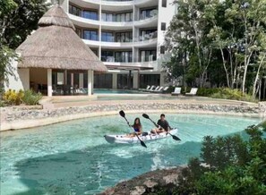 Exterior detail - Lujoso PH (Playa del Carmen)