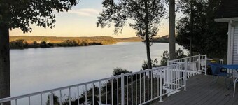 Ohio River Retreat - Relax Riverside With Us