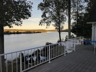 Ohio River Retreat - Relax Riverside With Us