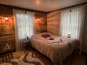 4 Schlafzimmer, Schreibtisch, kostenloses WLAN, Bettwäsche