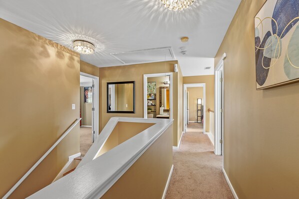 Interior - Atlanta Retreat : Spacious Home with Office (Atlanta)