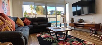 5 Star- Luxurious West Beach holiday home with pool - 100 mtrs from the Beach! 