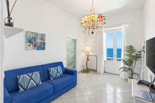 House with an ocean view on the beach & a terrace with a fantastic view