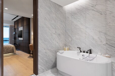 JW Marriott Hotel Istanbul Marmara Sea - Image 129