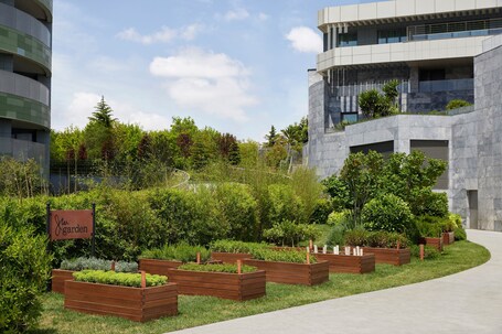 JW Marriott Hotel Istanbul Marmara Sea - Image 60
