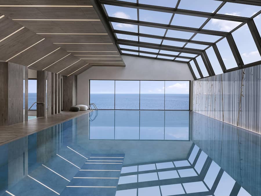 Piscina coperta, piscina stagionale all'aperto