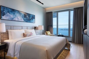 Roupas de cama premium, edredons de pluma, camas com colchões pillow-top