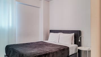 Basic Double Room Single Use | Individually decorated, individually furnished, iron/ironing board