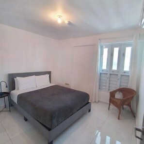 1 bedroom, iron/ironing board, free WiFi, bed sheets