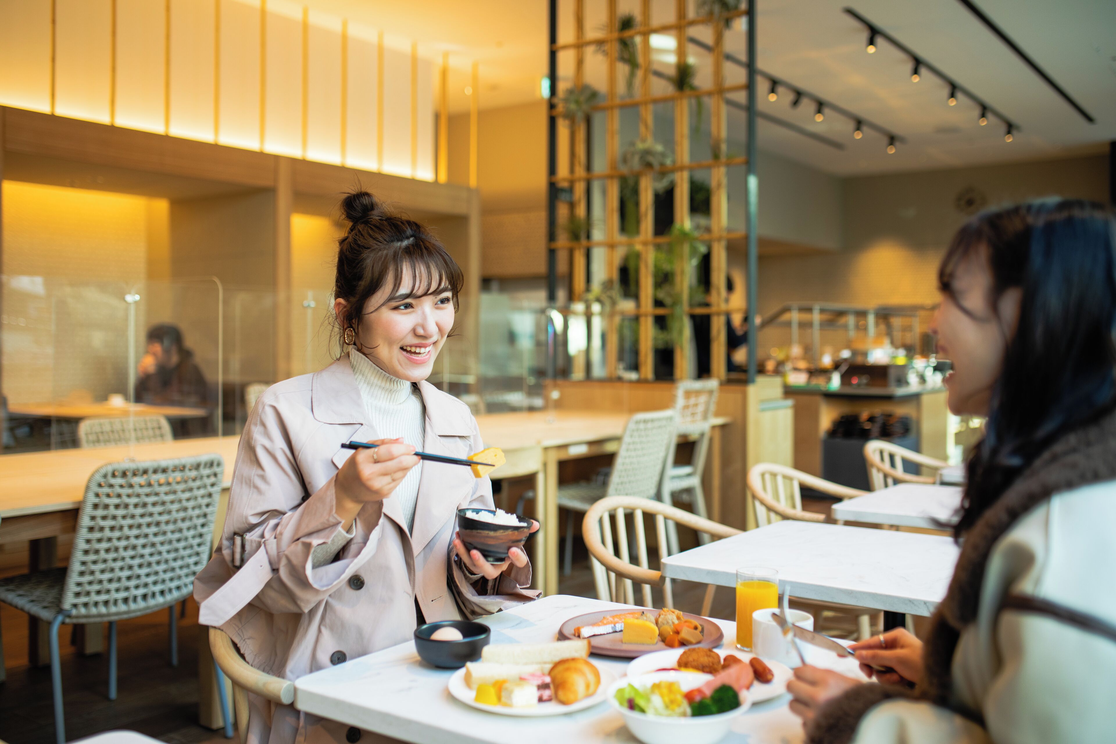 daily buffet breakfast (jpy 1800 per person)