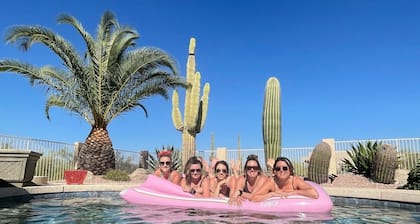 ★ Jump in! ★ Luxurious spread in the desert & no annoying neighbors! Comfy beds!