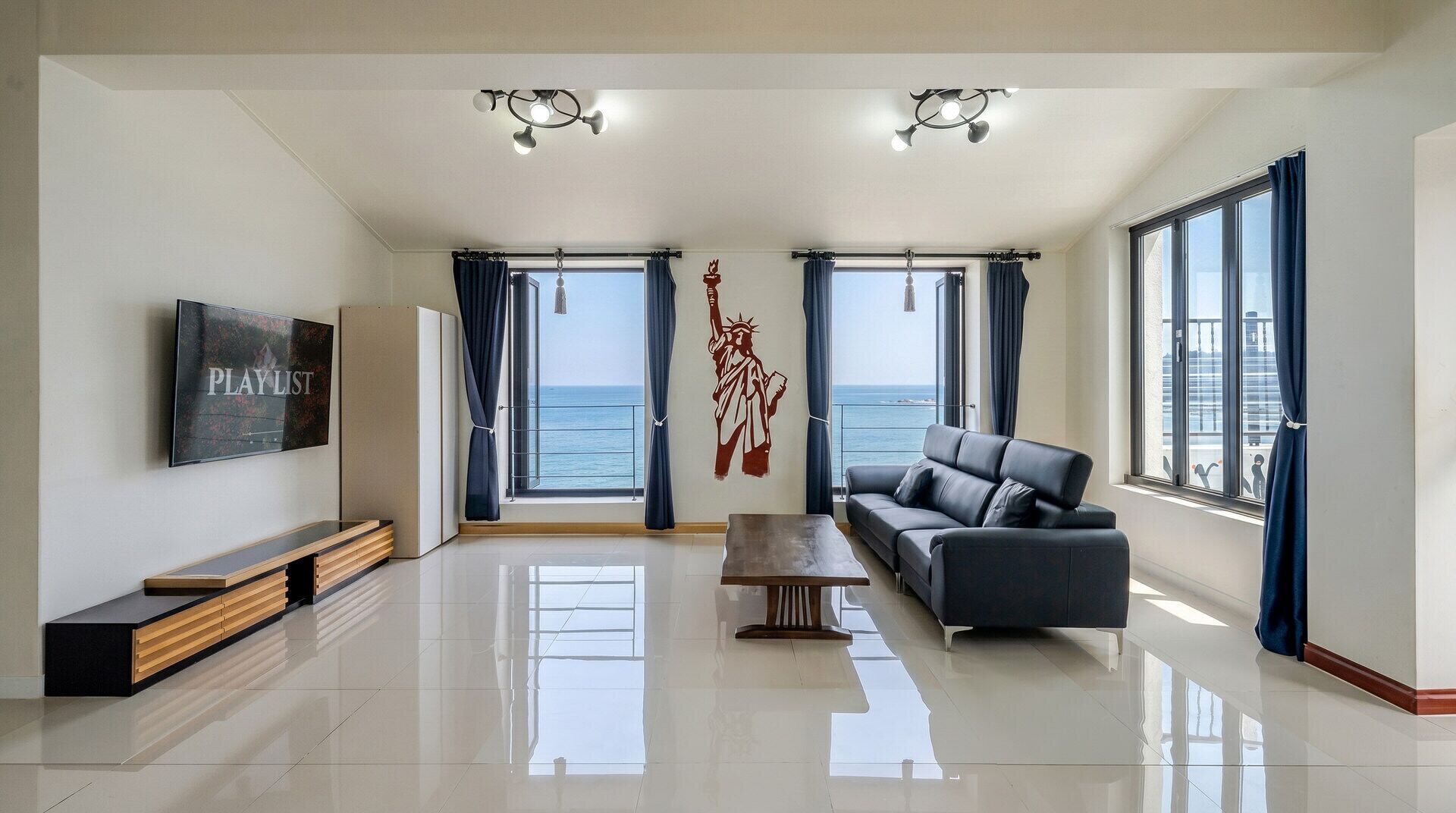 Basic Room, 2 Bedrooms (PensionTitanic(OceanView)) | 1 bedroom, free WiFi