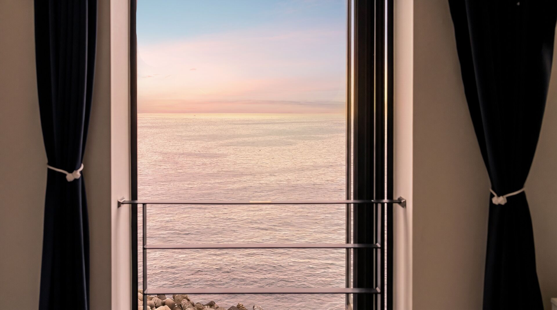 Basic Room, 2 Bedrooms (PensionTitanic(OceanView))