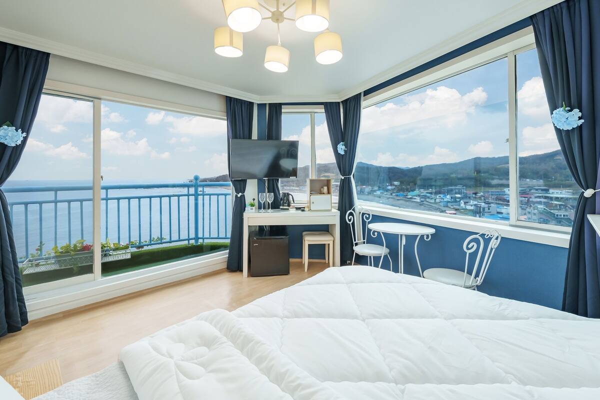 Basic Room, 1 Bedroom (Pentel A Terrace Ocean Room 805) | 1 bedroom, free WiFi