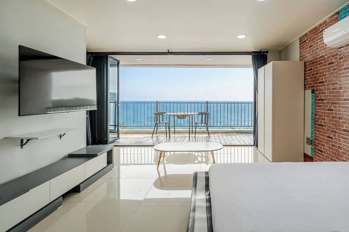 Quarto básico, 1 quarto (PensionRoom2001(OceanView)) | 1 quarto, Wi-Fi de cortesia