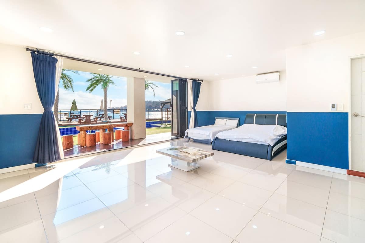 Basic Room, 1 Bedroom (PensionSicily(OceanView)) | 1 bedroom, free WiFi