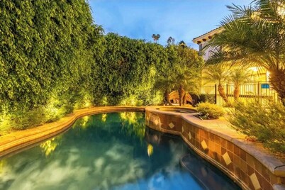 The Beverly Grand Villa @ Bel Air, Los Angeles