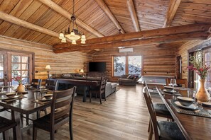 تناول الطعام