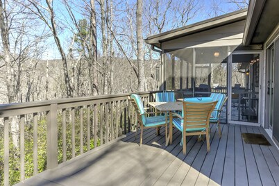 Crackling Fireplace, Ping-Pong, Golf & Tennis, Communal Sauna, Hikes, Lakes & More - Better Together