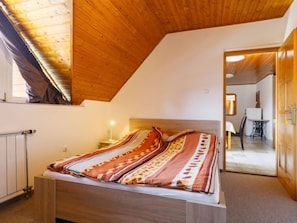 4 bedrooms, internet
