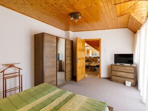 4 soverom og internettilgang