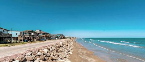 Beach nearby, beach towels