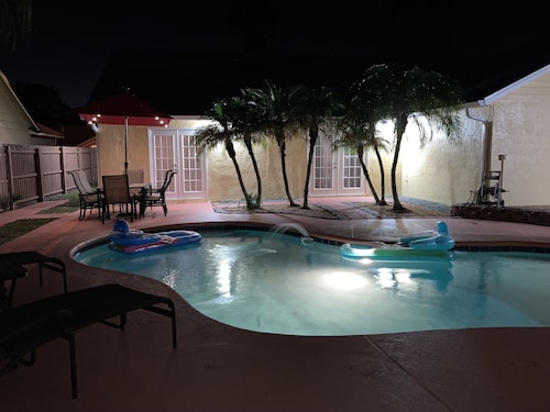 OASIS PALM HAVEN – 20 minutes to the Disney/Universal theme Parks