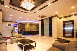 Unclassified image, 3 of 21, button - Park Lane Hotel (Jiangmen Shuinan) (Jiangmen)