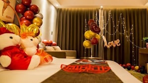 Spa - James Joyce Coffetel (Changde)