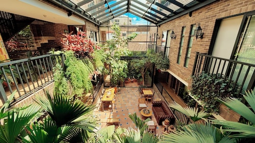 Casa Rosé Hotel
