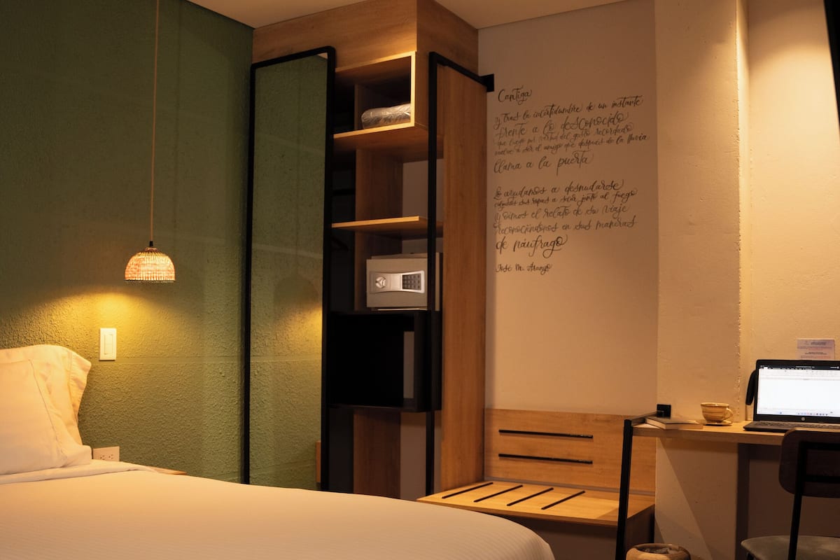 Superior Room | Selamat