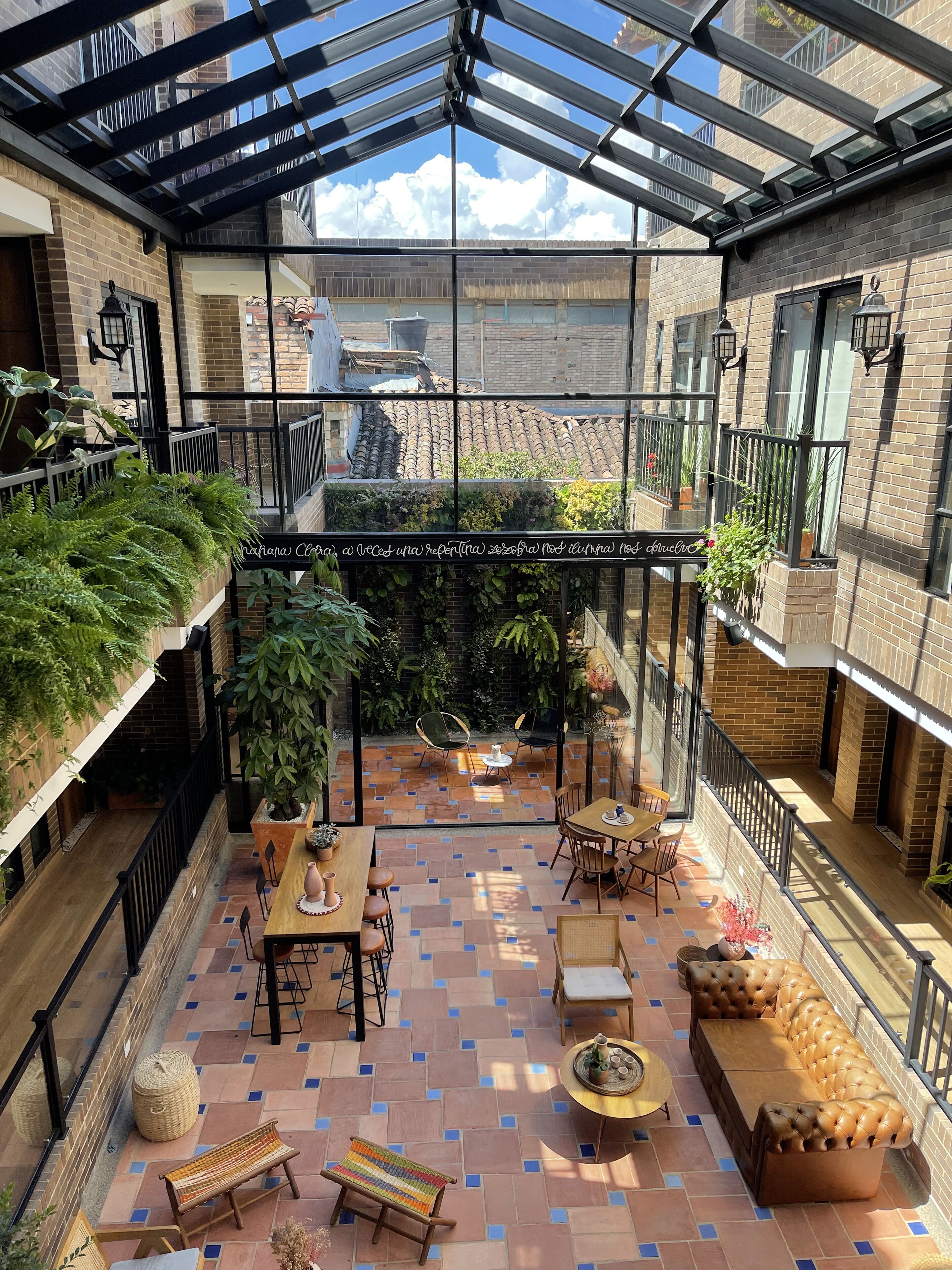 Smart TV 55 pulgadas con canales de televisión por cable, televisión