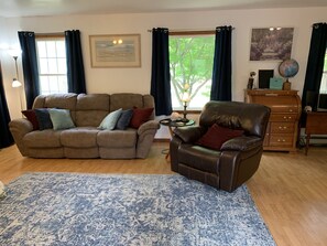 Smart TV, DVD player